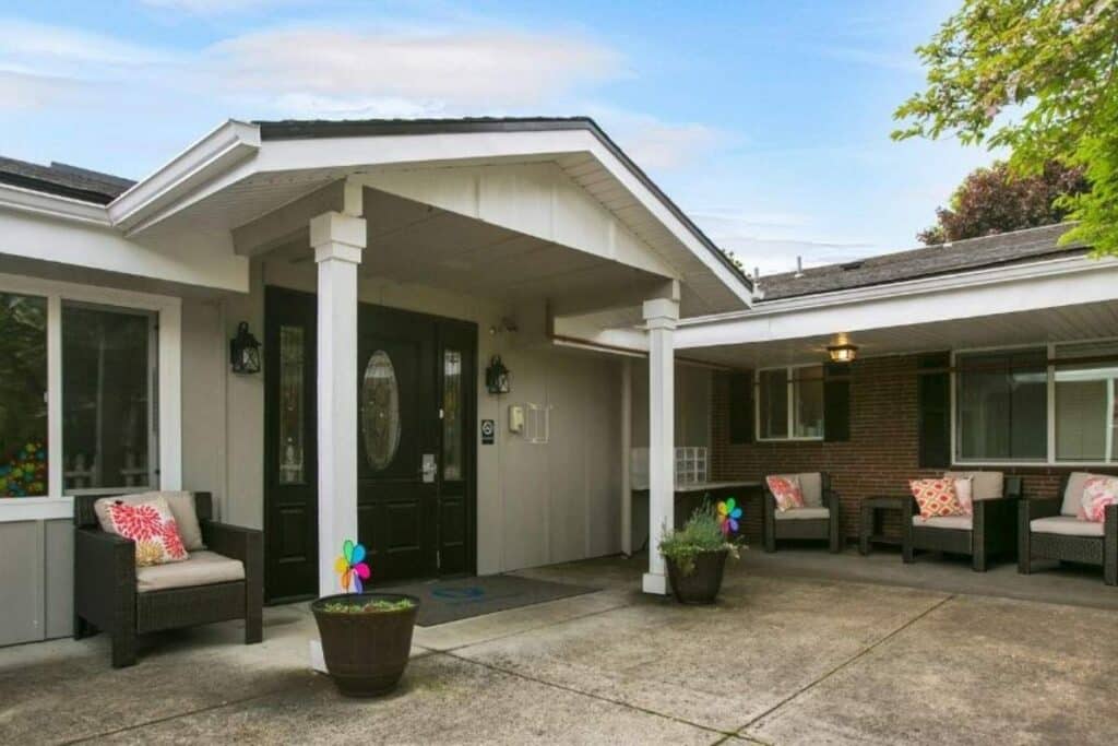 Bridge Crest Post Acute front porch